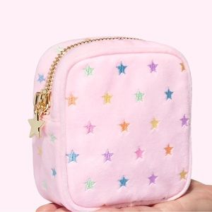 Stoney clover lane park and beach looking for S Mickey curved crossbody